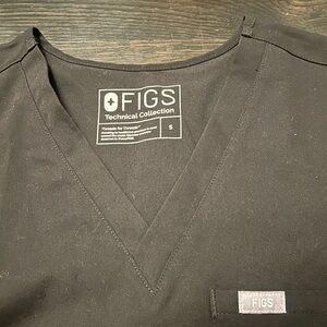 Figs Charcoal Scrub Top